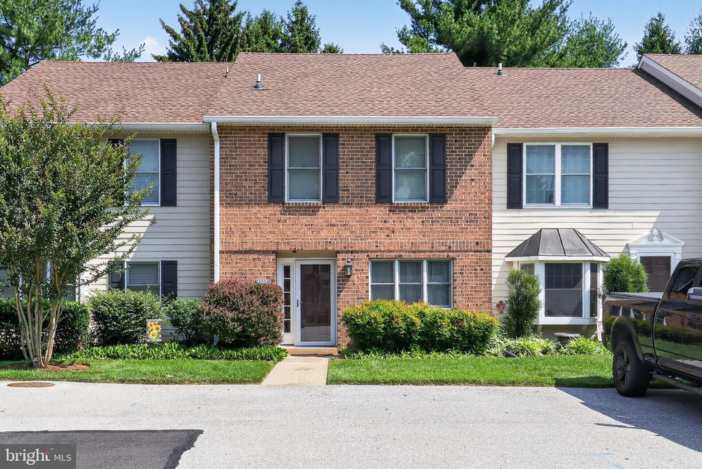 1005 N GLEN DRIVE 1005