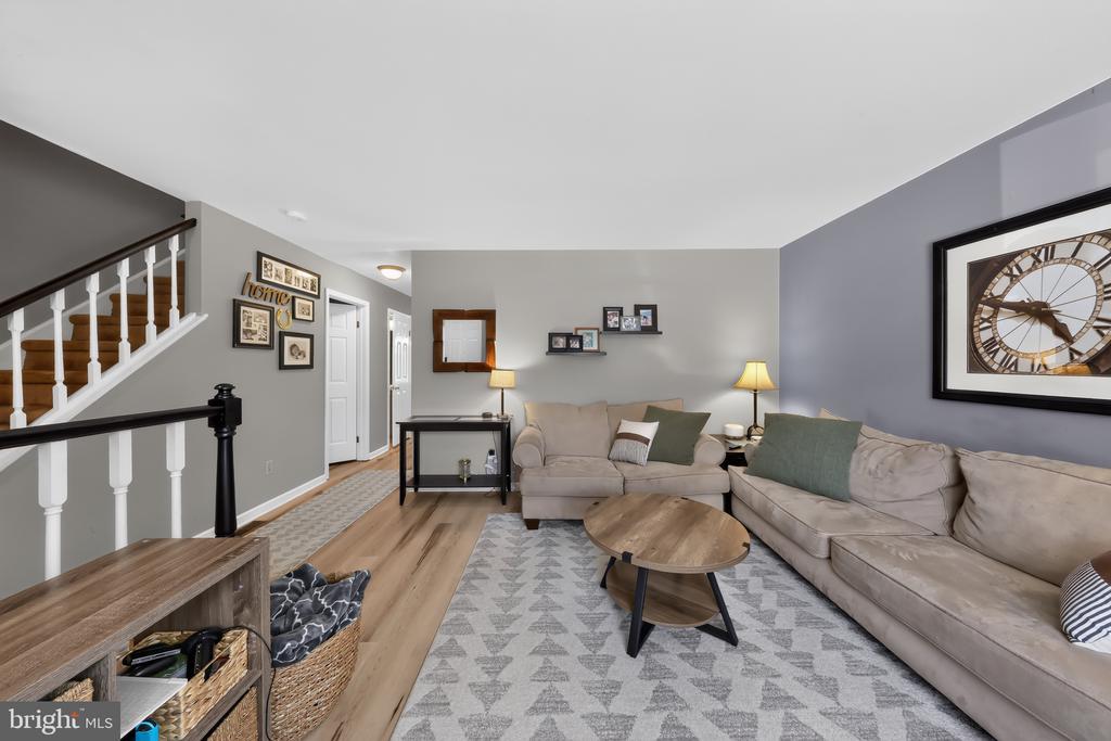 2405 WINDFIELD COURT