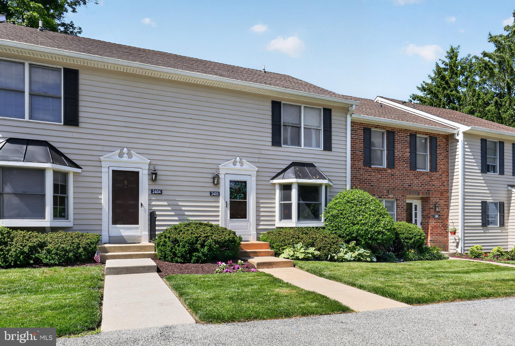 2405 WINDFIELD COURT