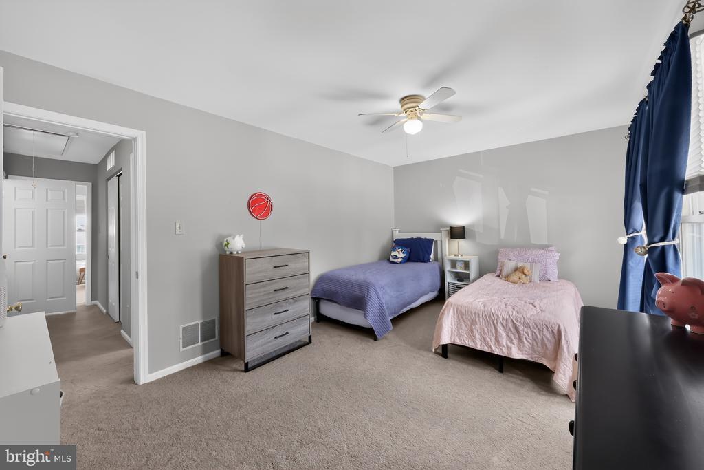 2405 WINDFIELD COURT