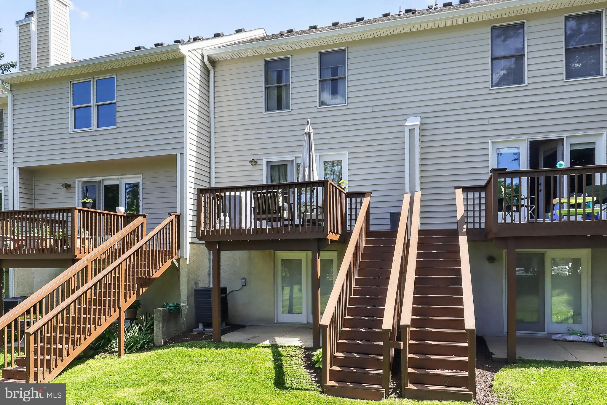 2405 WINDFIELD COURT