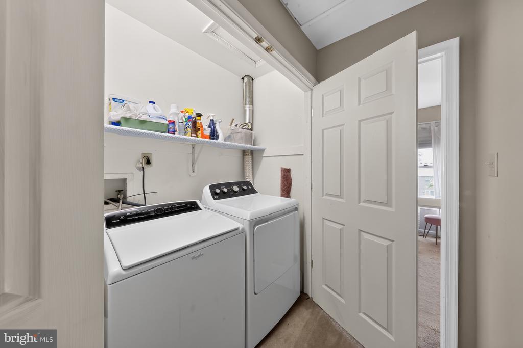 2405 WINDFIELD COURT