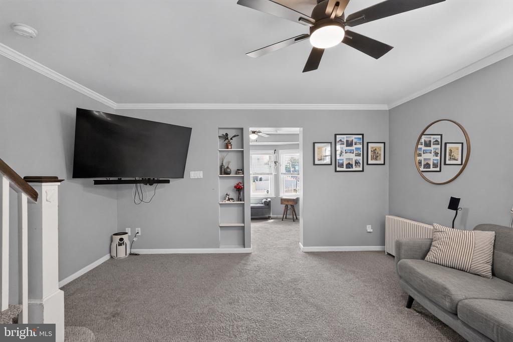 1100 HARDING DRIVE