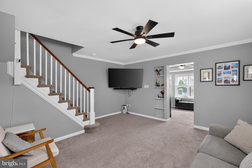 1100 HARDING DRIVE
