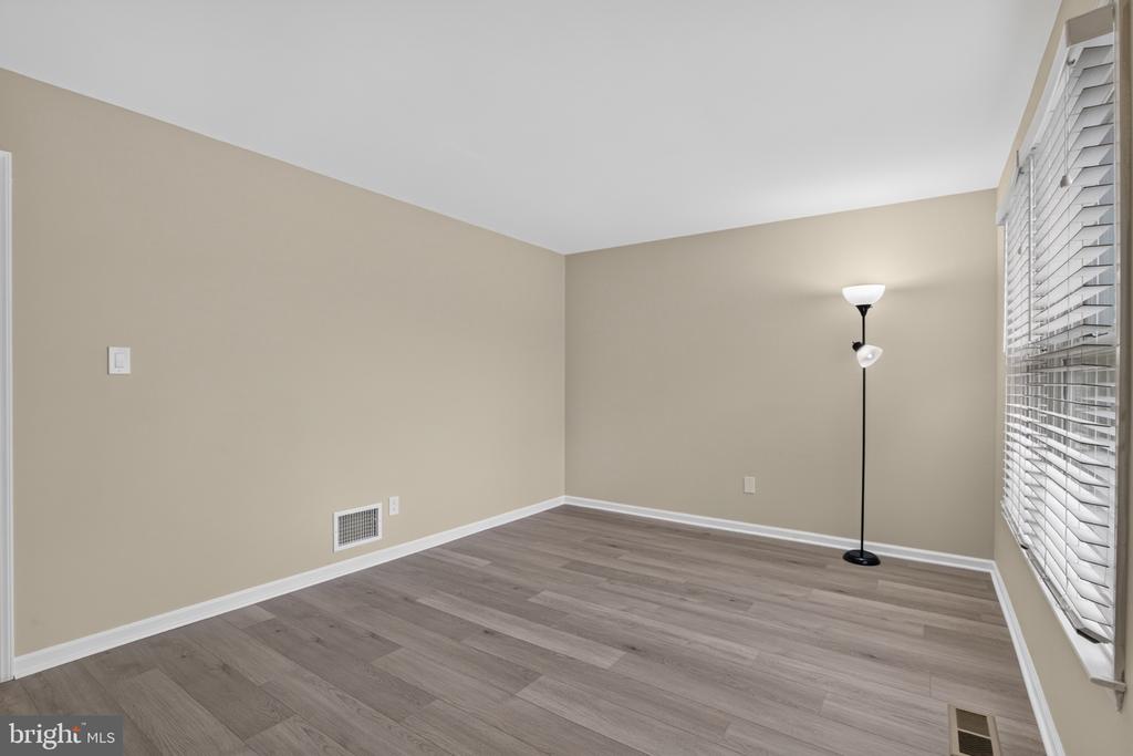 705 MEADOW COURT Unit: #705