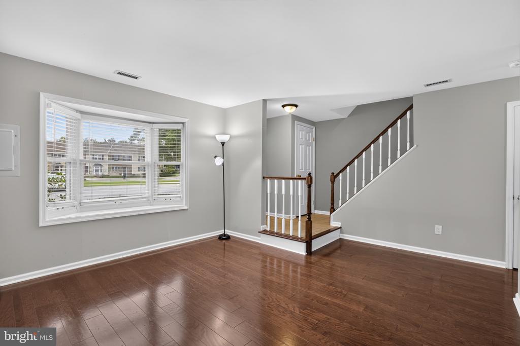705 MEADOW COURT Unit: #705