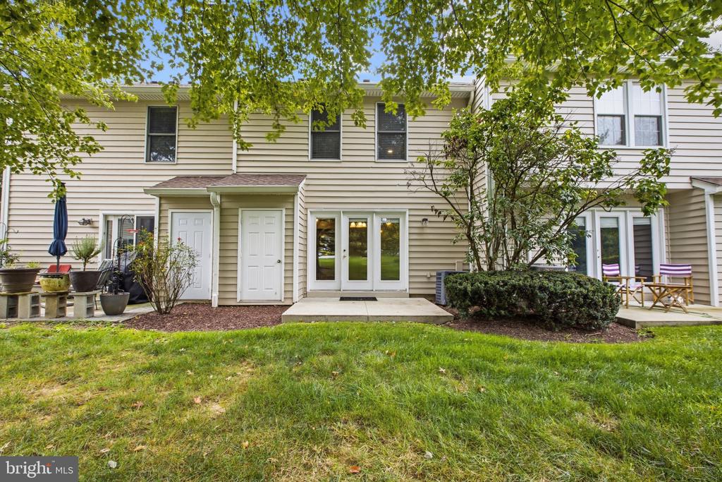 705 MEADOW COURT Unit: #705