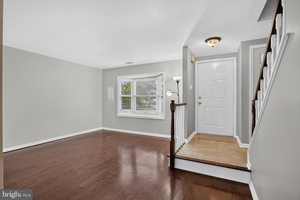 705 MEADOW COURT Unit: #705