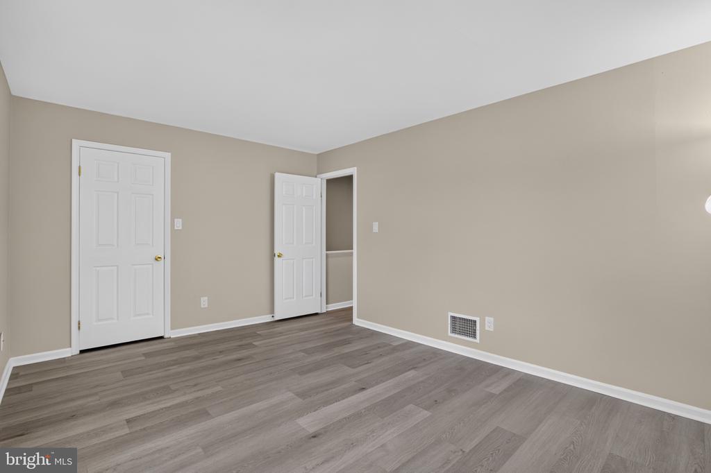 705 MEADOW COURT Unit: #705