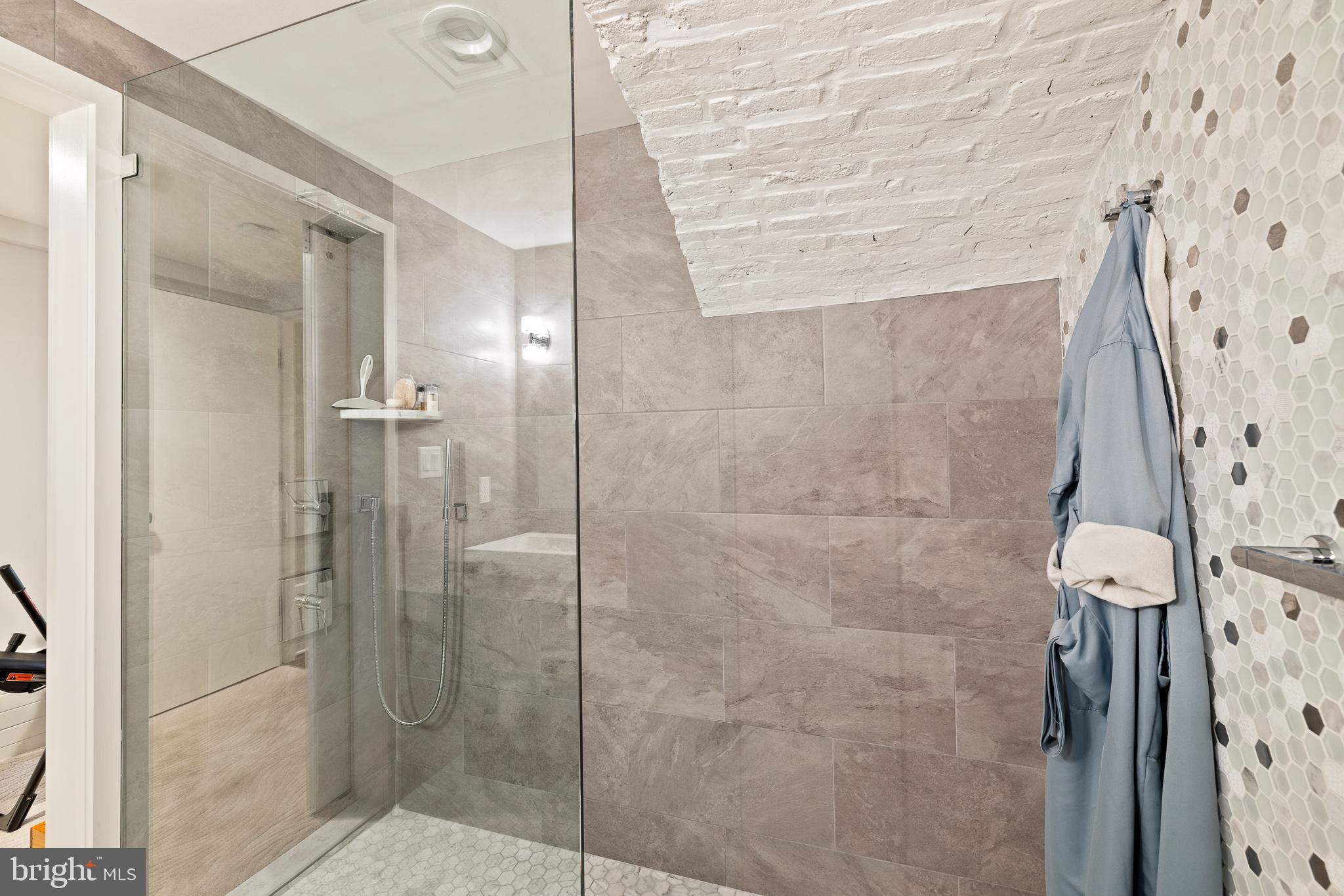 130 DELANCEY STREET 32