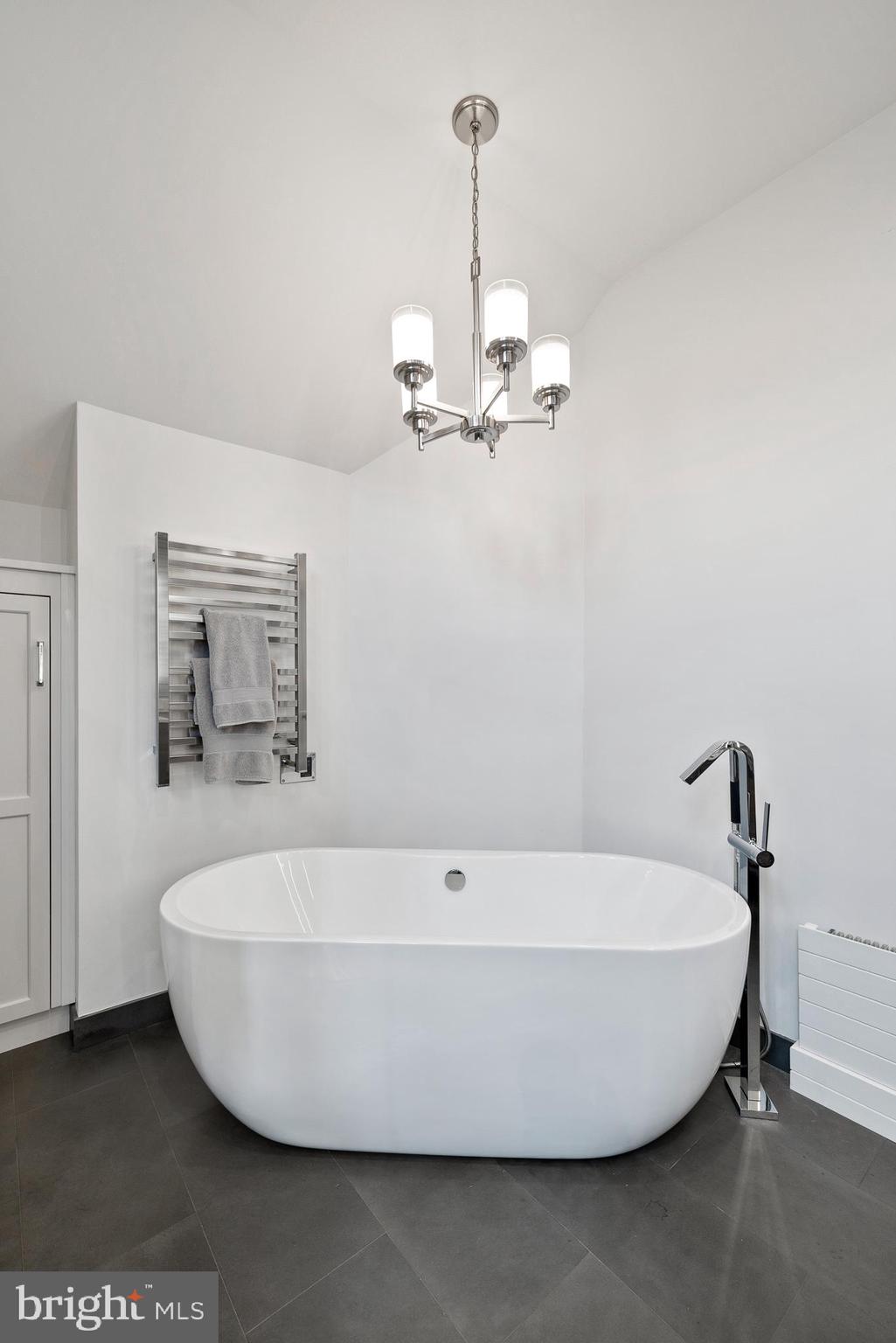 130 DELANCEY STREET 32