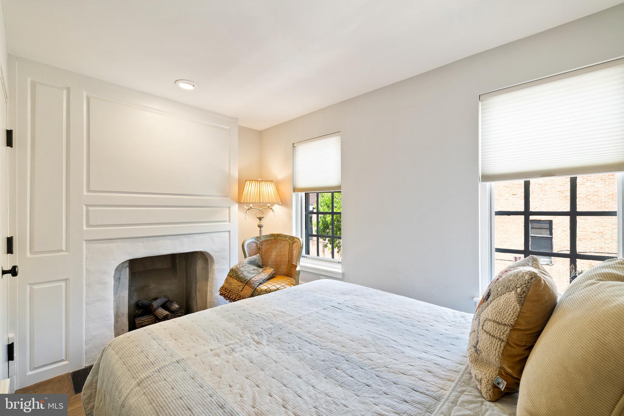 130 DELANCEY STREET 32