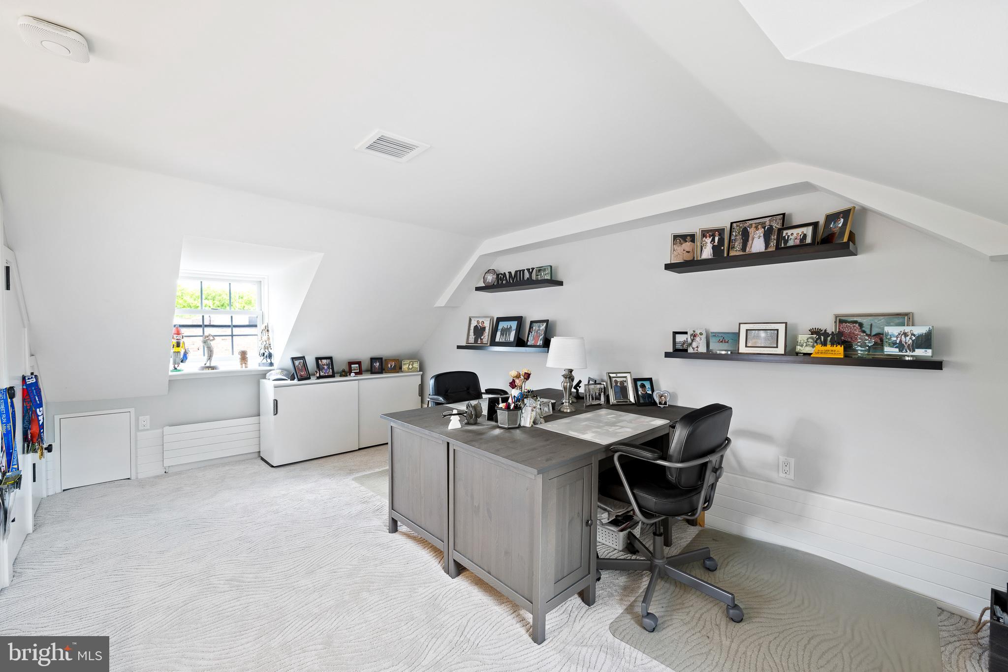 130 DELANCEY STREET 32