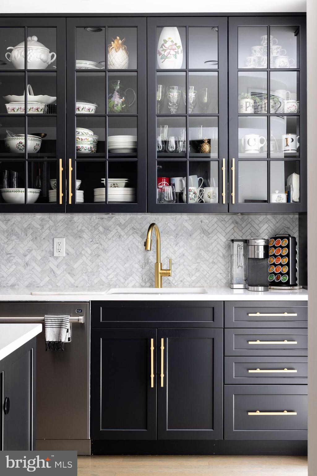 130 DELANCEY STREET 32