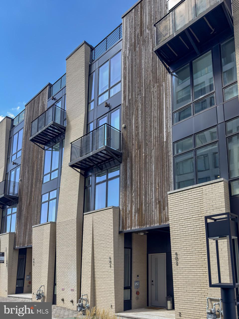602 N 5TH STREET 3