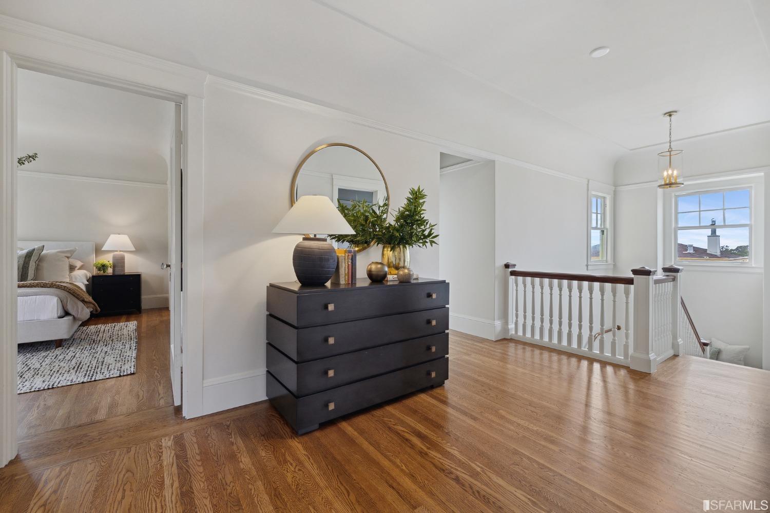 10 San Benito Way, St Francis Wood