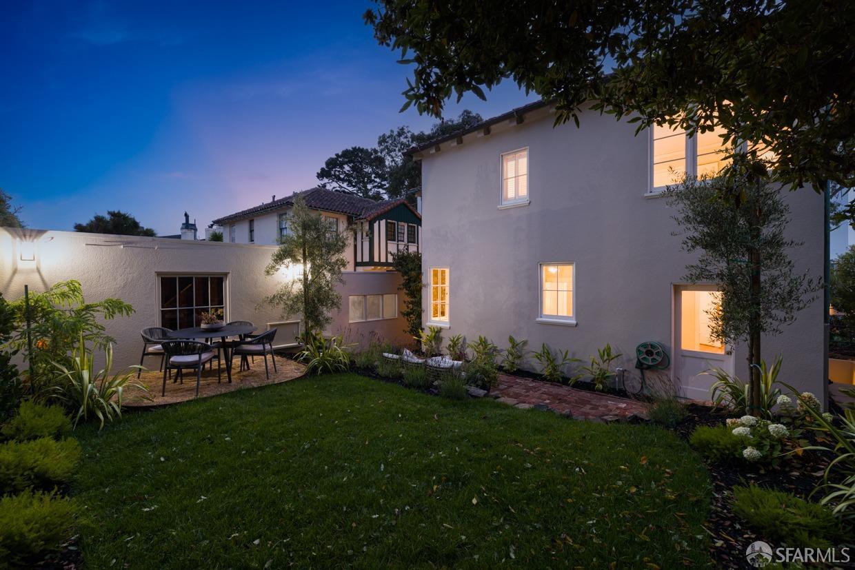 345 Santa Clara Avenue, St Francis Wood