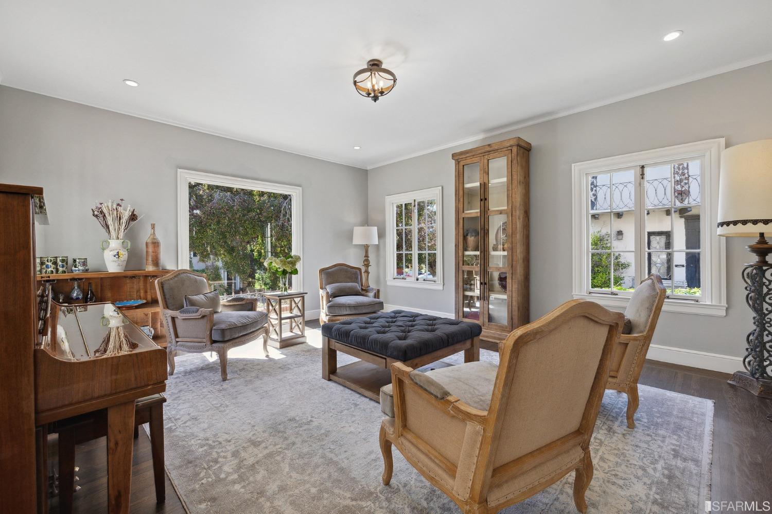 29 San Leandro Way