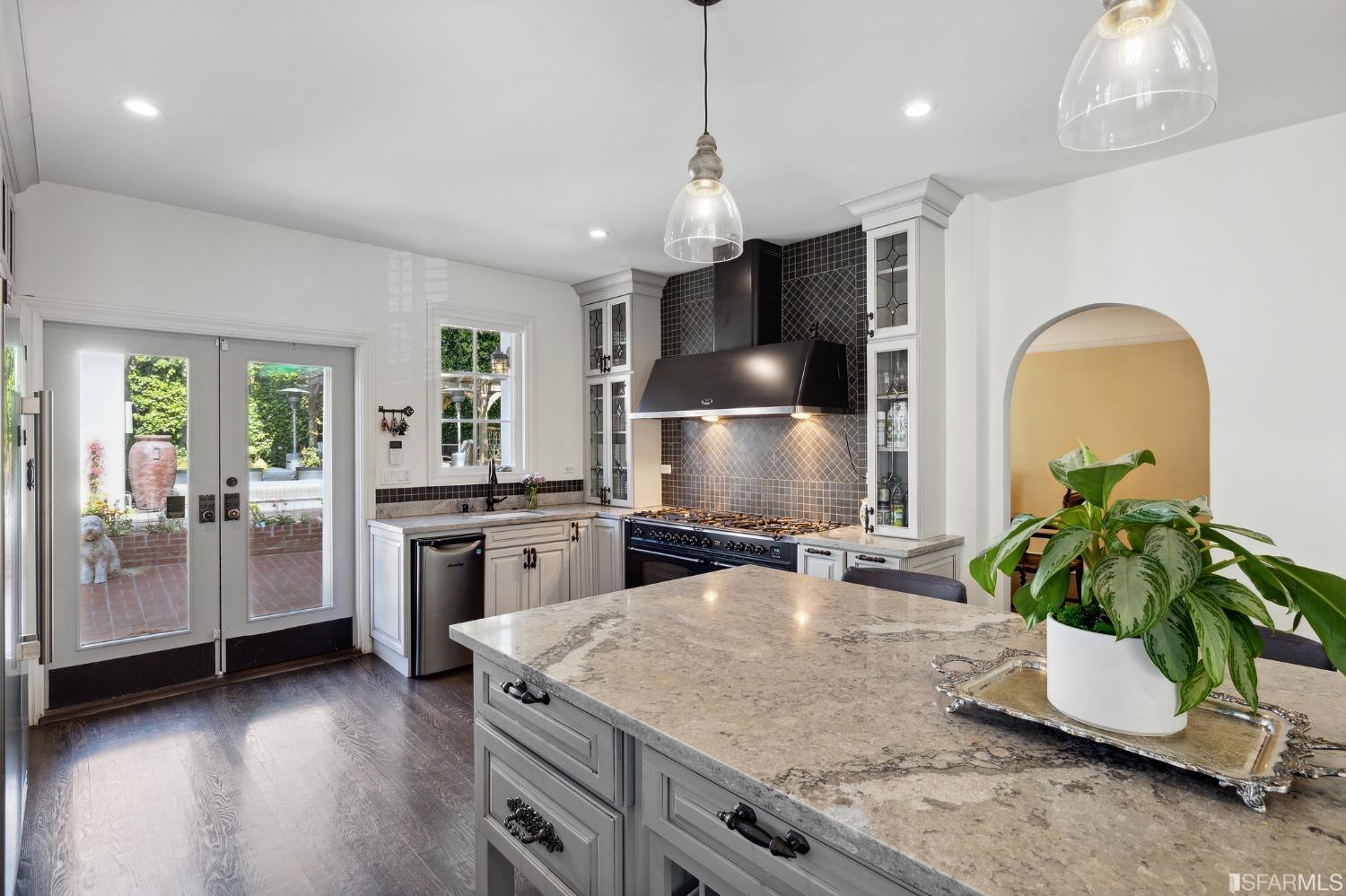 29 San Leandro Way