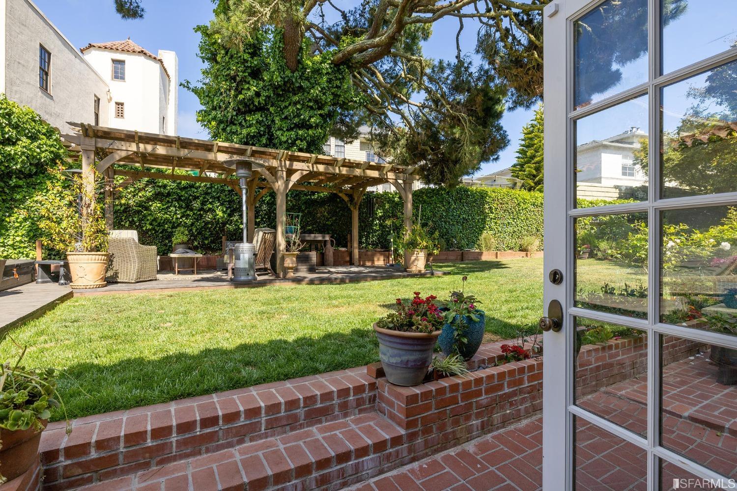 29 San Leandro Way