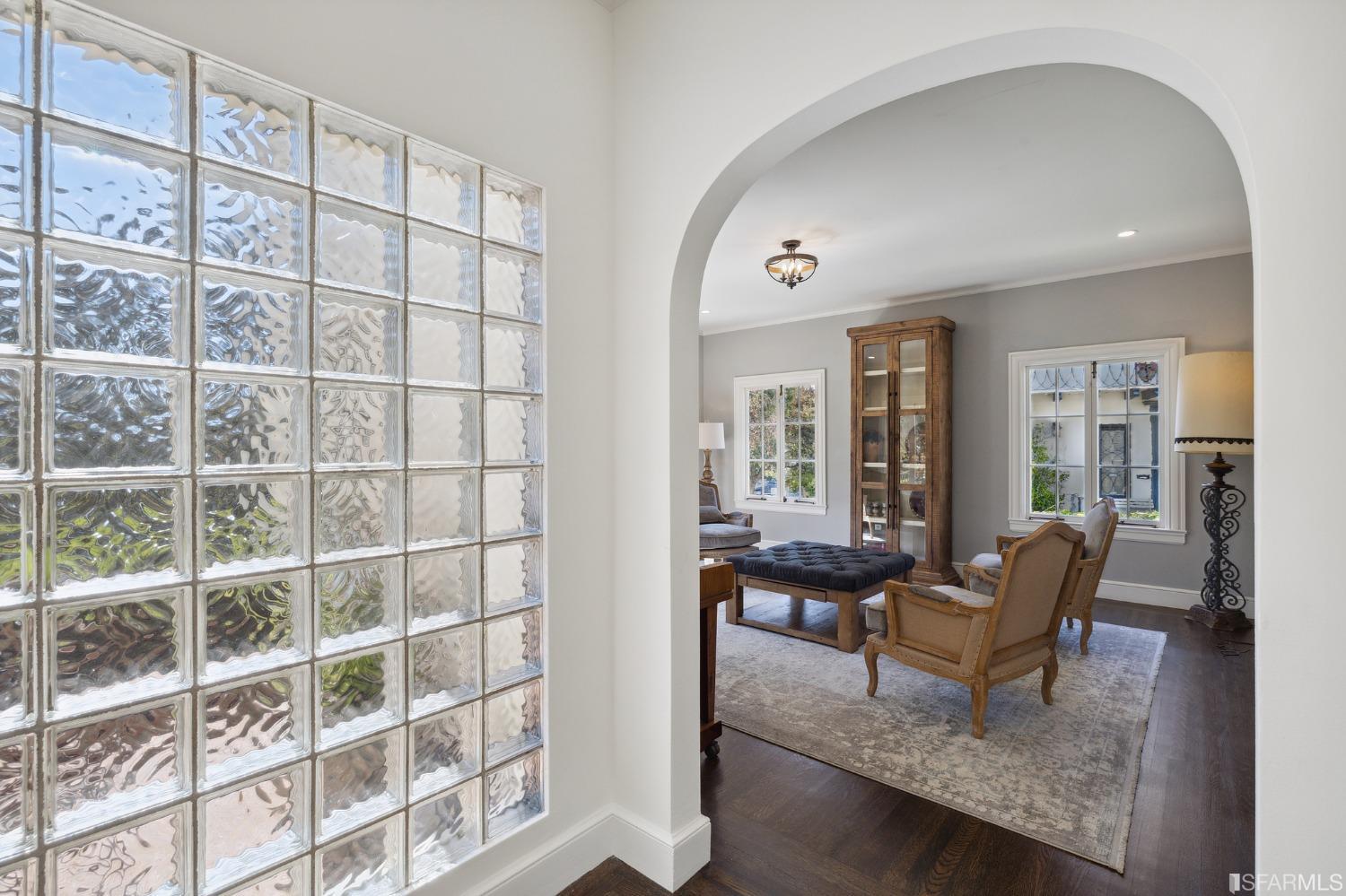 29 San Leandro Way