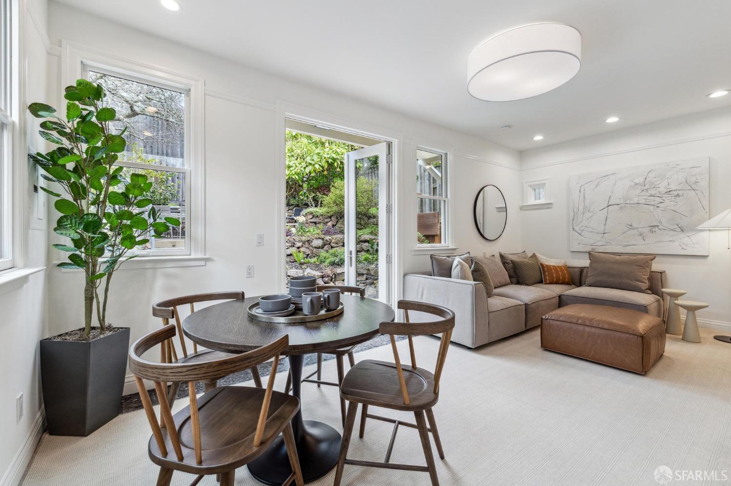 220 Magellan Avenue, Forest Hill