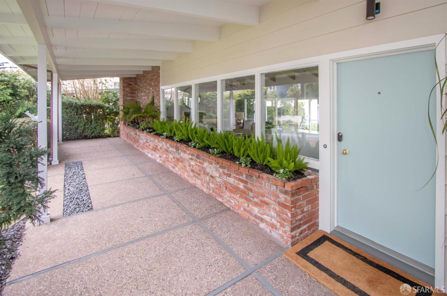 70 San Jacinto Way, St Francis Wood