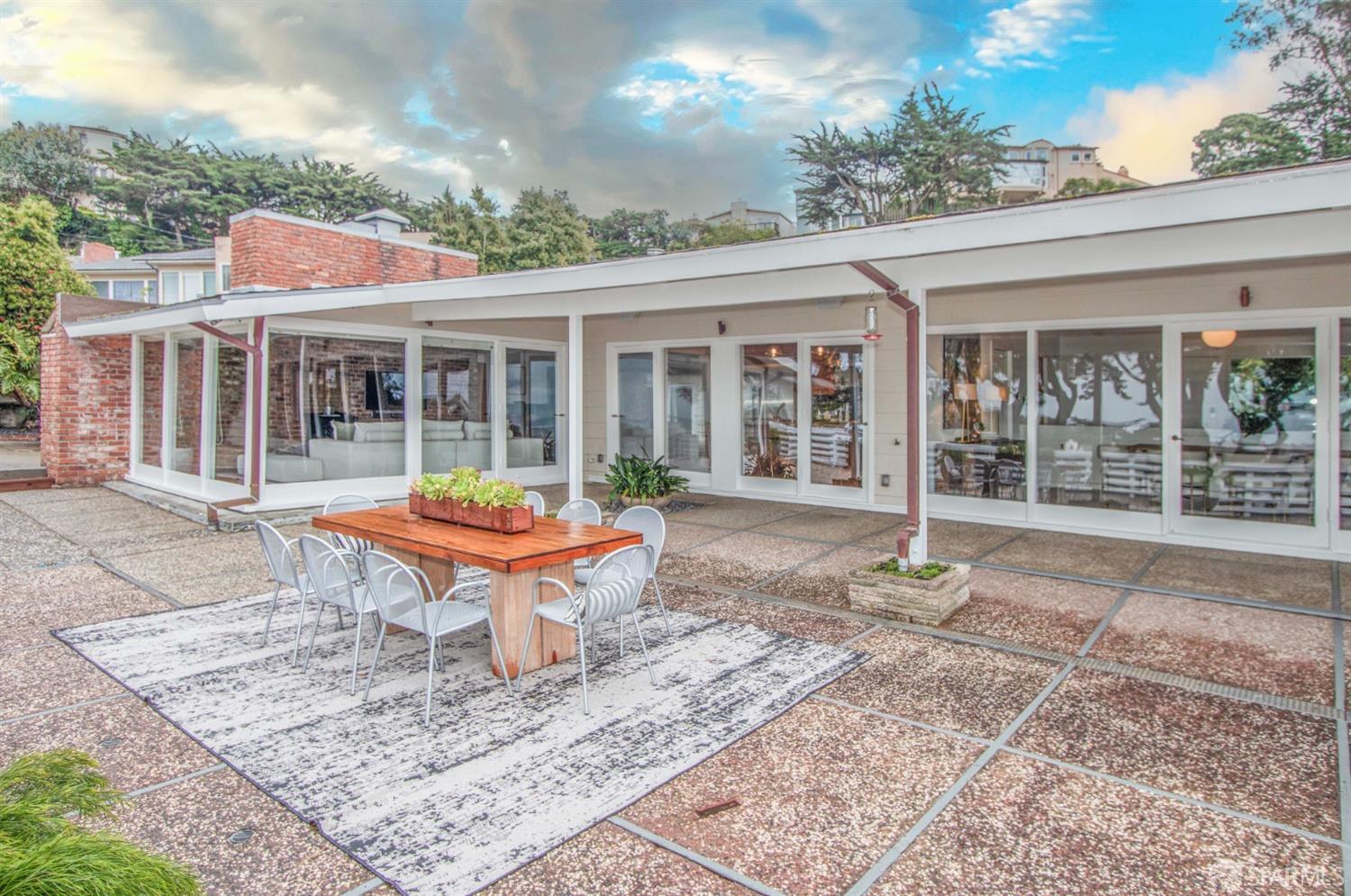 70 San Jacinto Way, St Francis Wood
