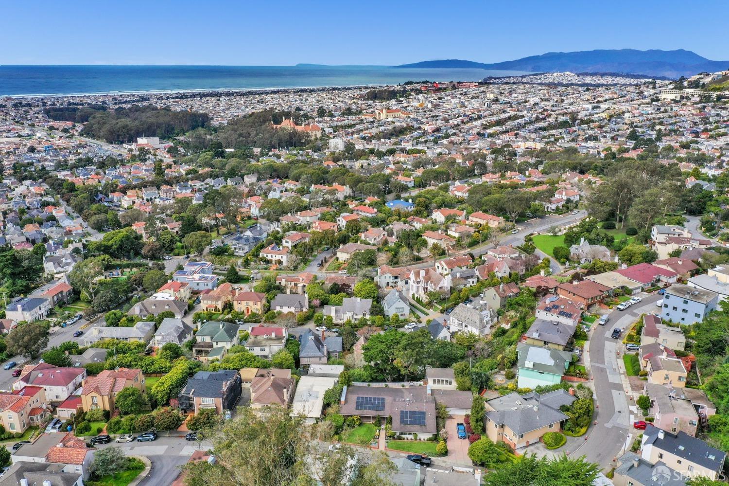 70 San Jacinto Way, St Francis Wood