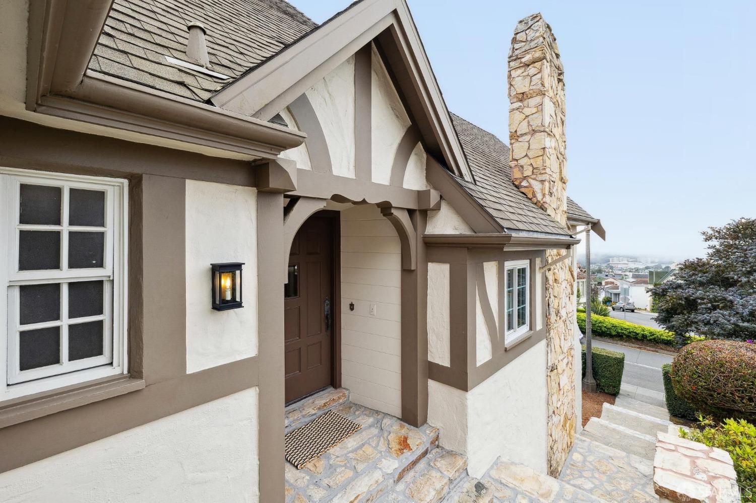 1380 Monterey Boulevard, Monterey Heights