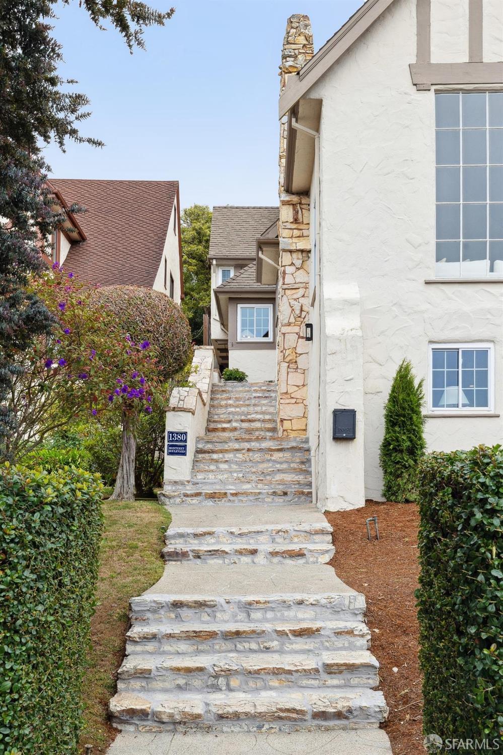 1380 Monterey Boulevard, Monterey Heights