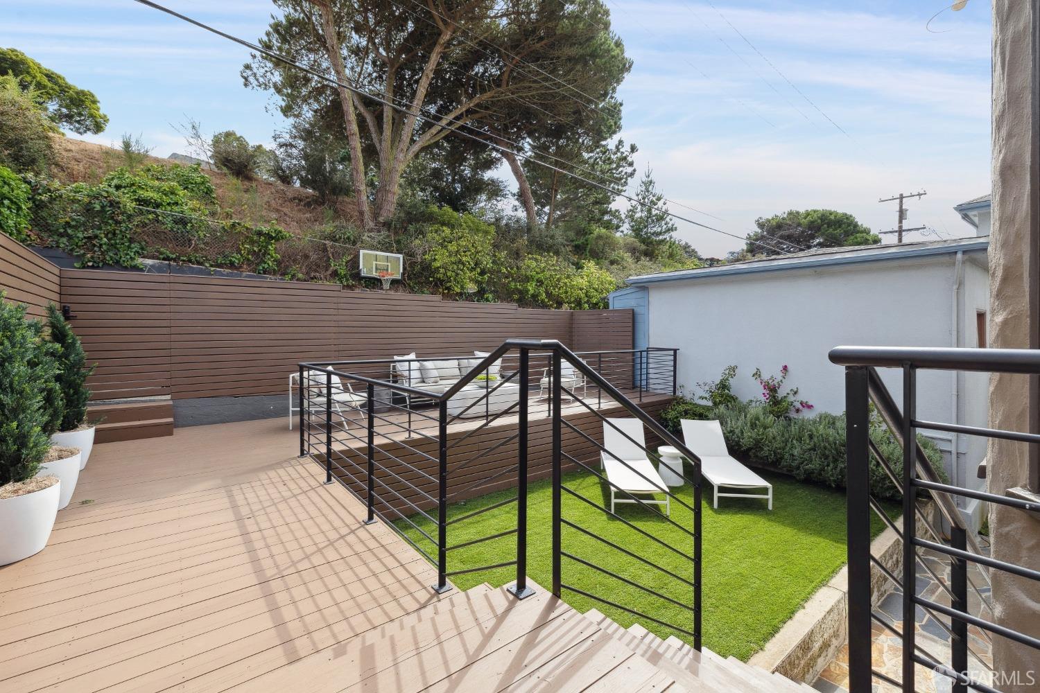 635 Ulloa Street, West Portal
