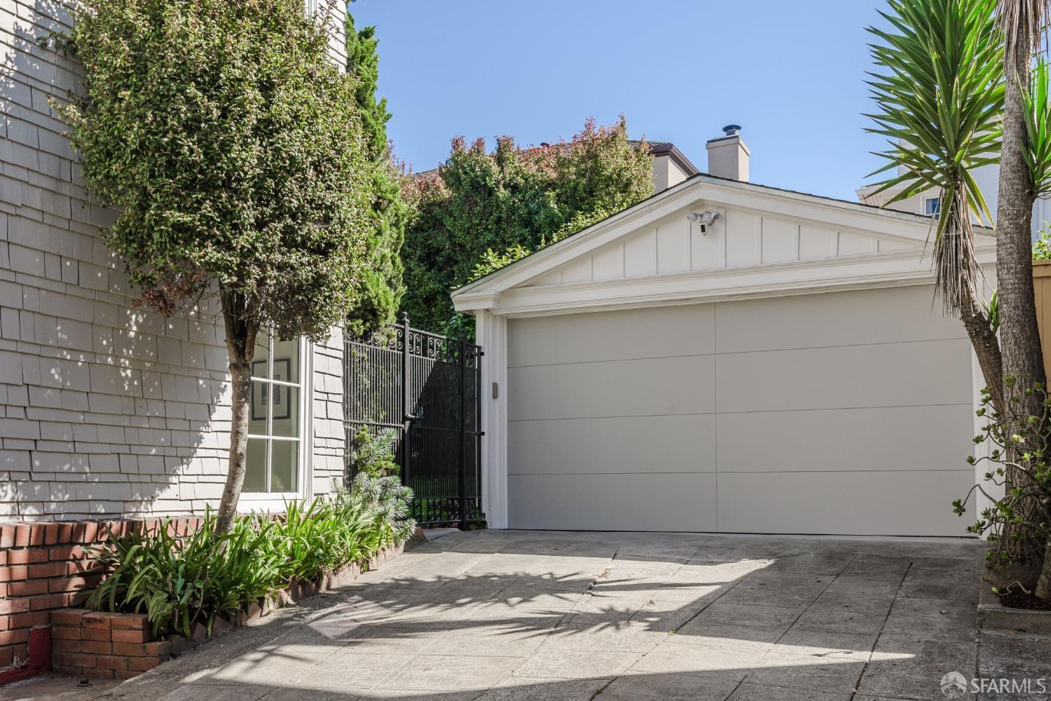 163 San Leandro Way, St Francis Wood