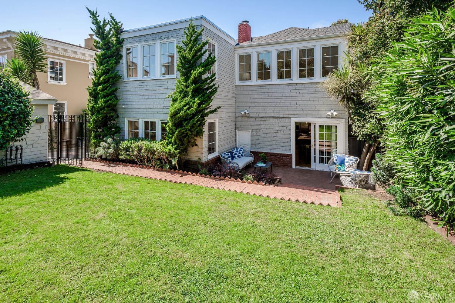 163 San Leandro Way, St Francis Wood