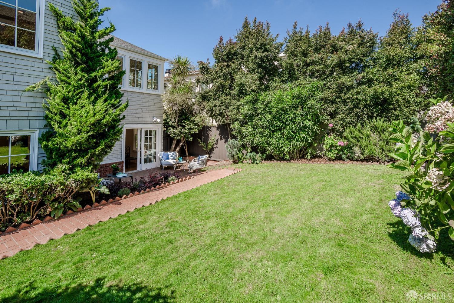 163 San Leandro Way, St Francis Wood