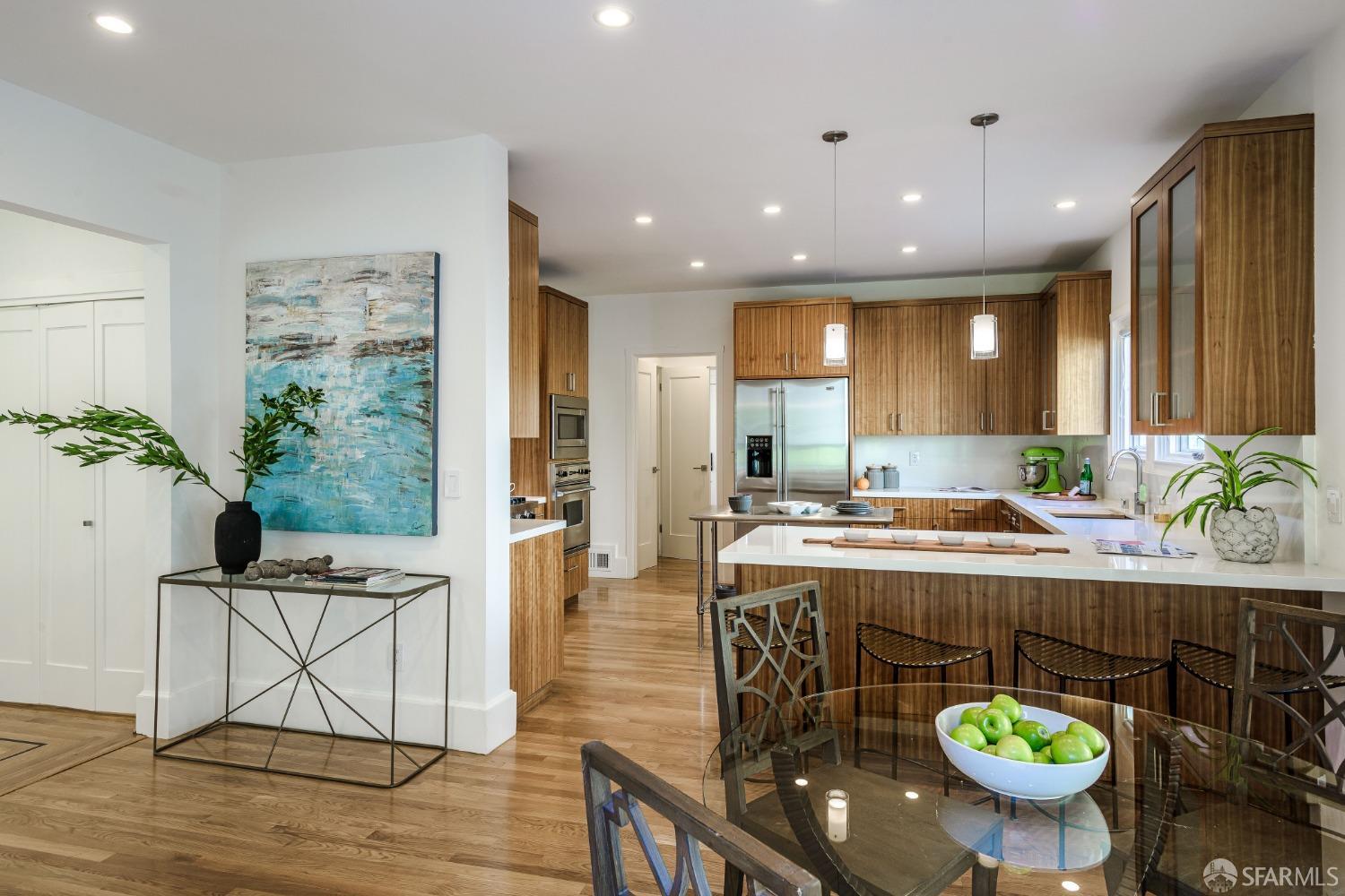 163 San Leandro Way, St Francis Wood