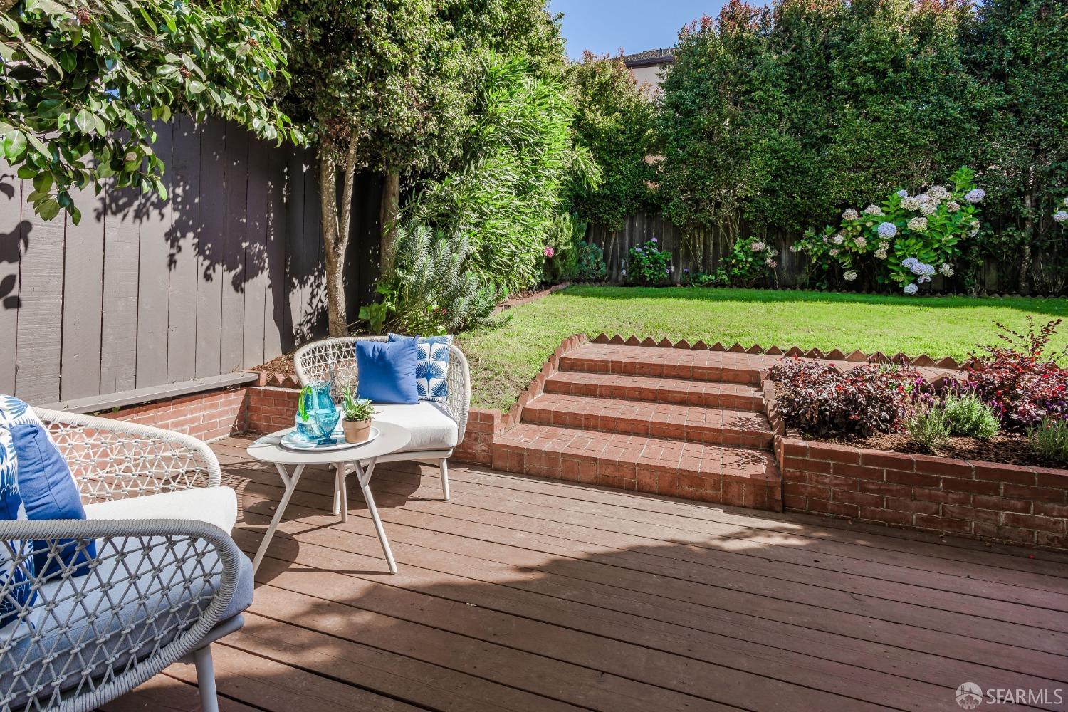 163 San Leandro Way, St Francis Wood