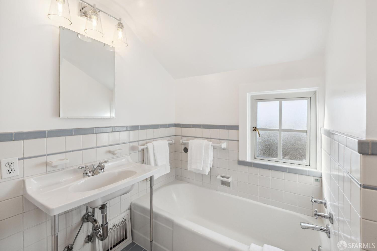 650 Upland Drive, Balboa Terrace