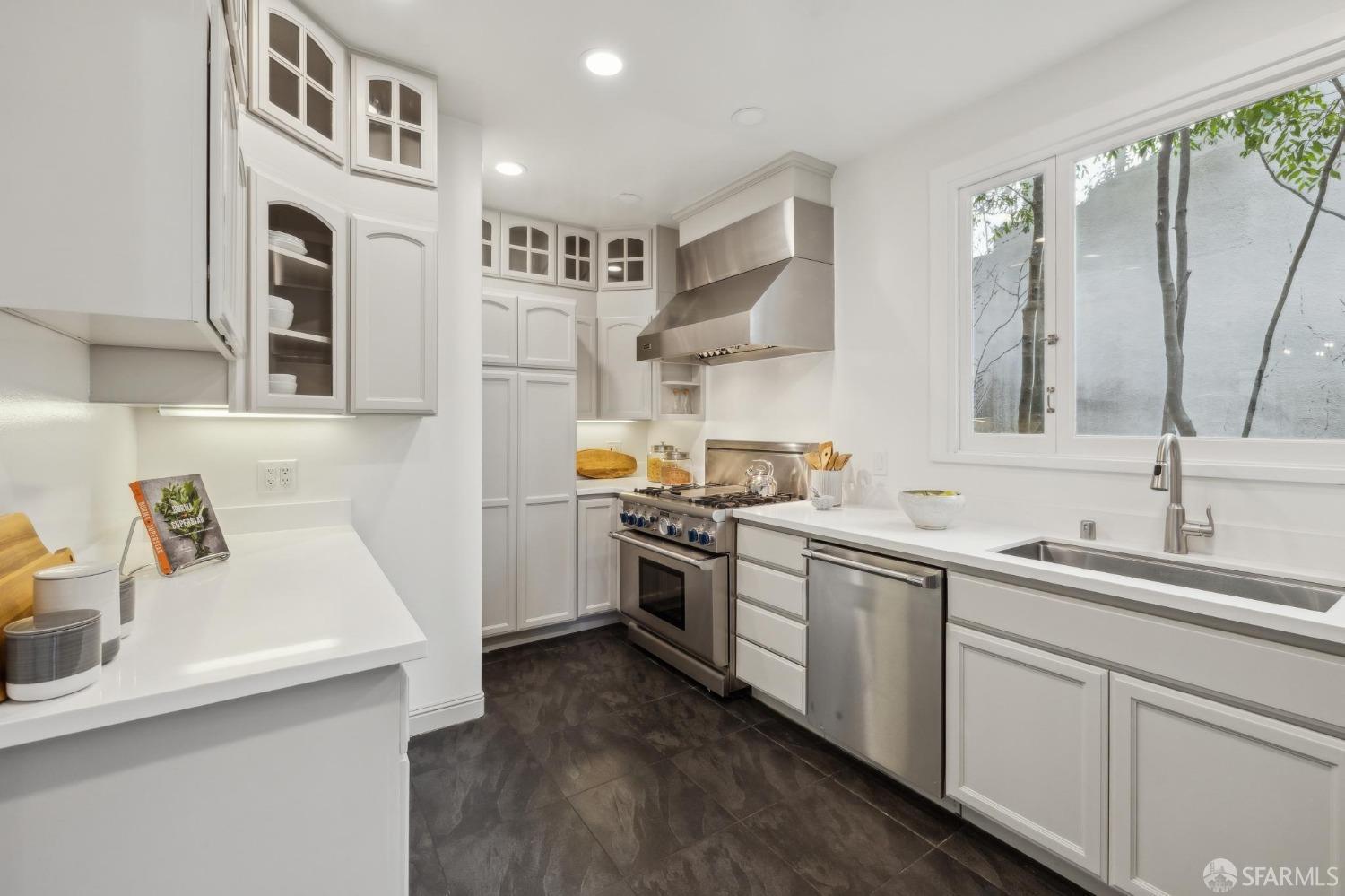 124 Forest Side Avenue, West Portal