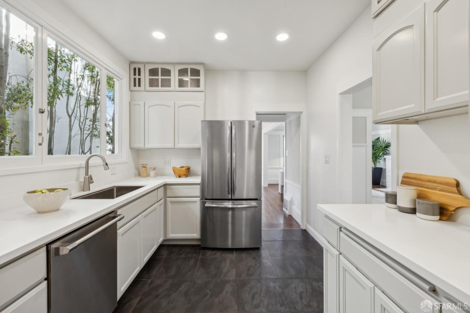 124 Forest Side Avenue, West Portal