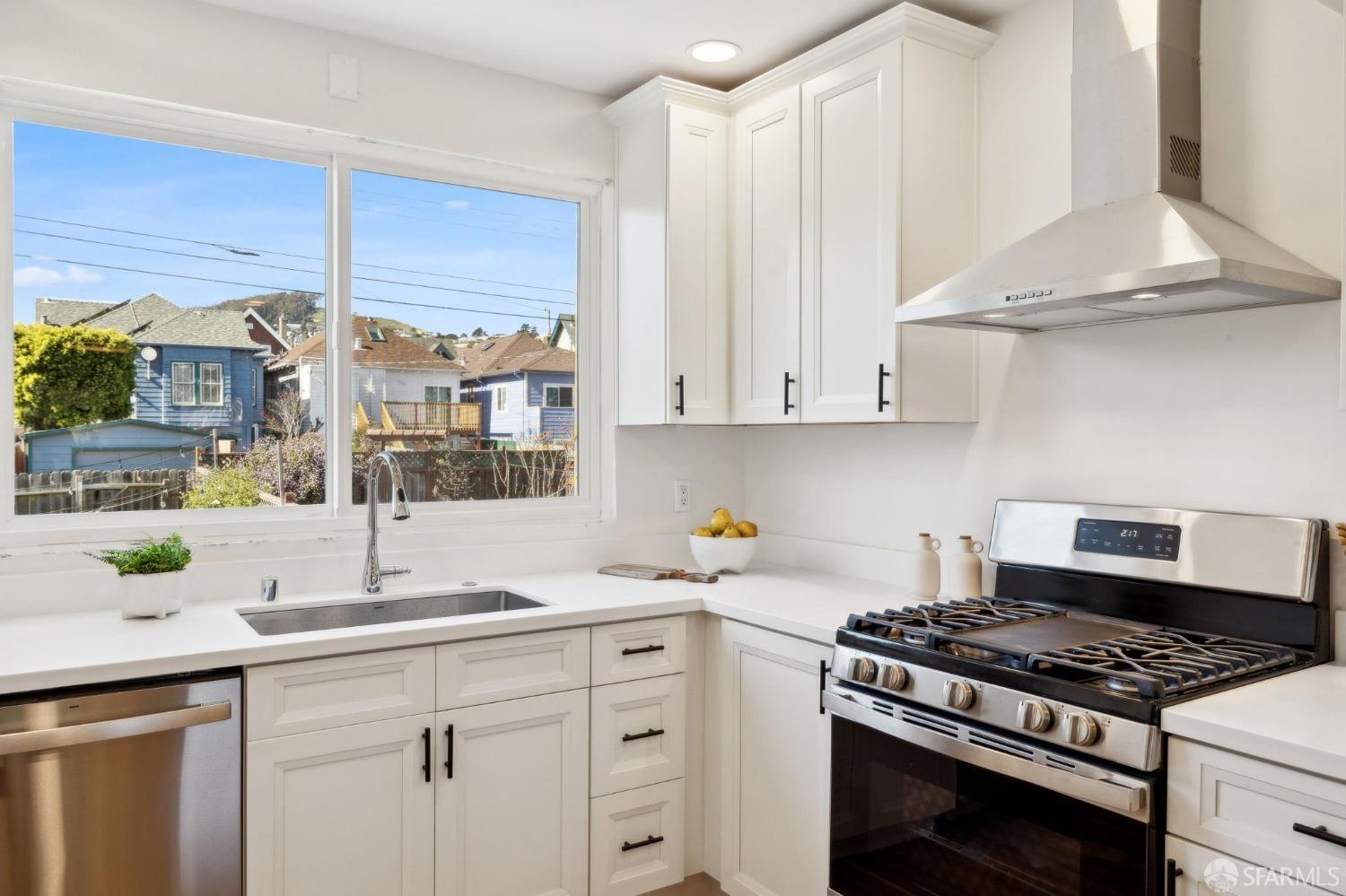 68 Otsego Avenue, Mission Terrace