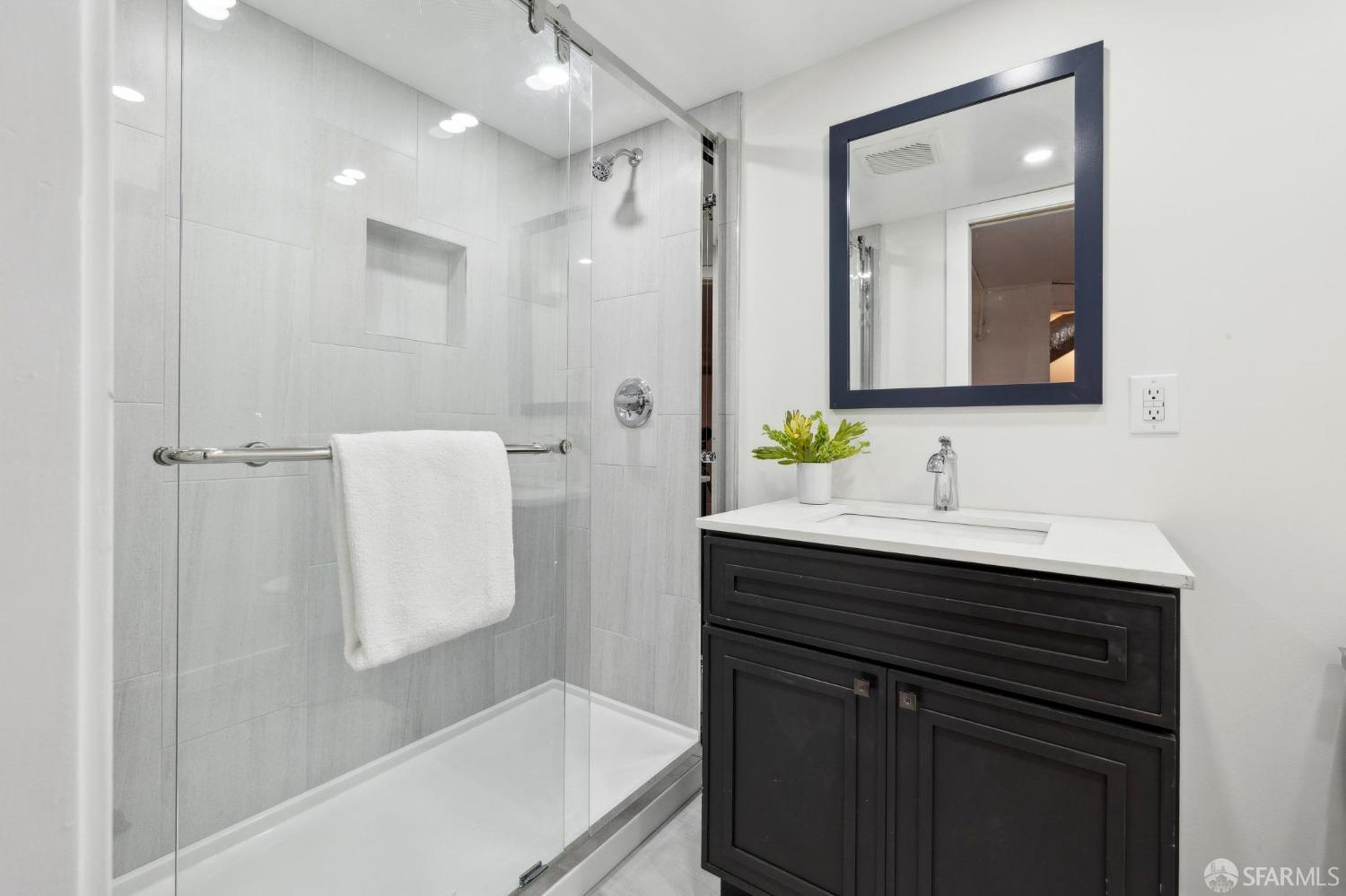 68 Otsego Avenue, Mission Terrace