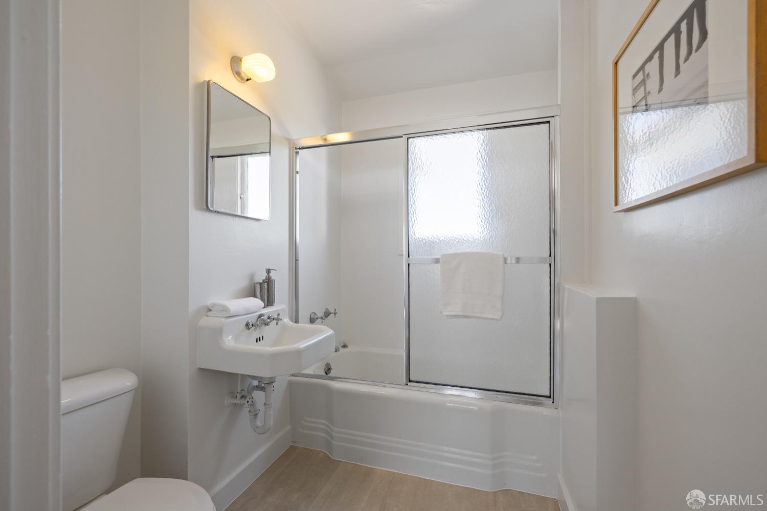 235 Lansdale Avenue, Sherwood Forest