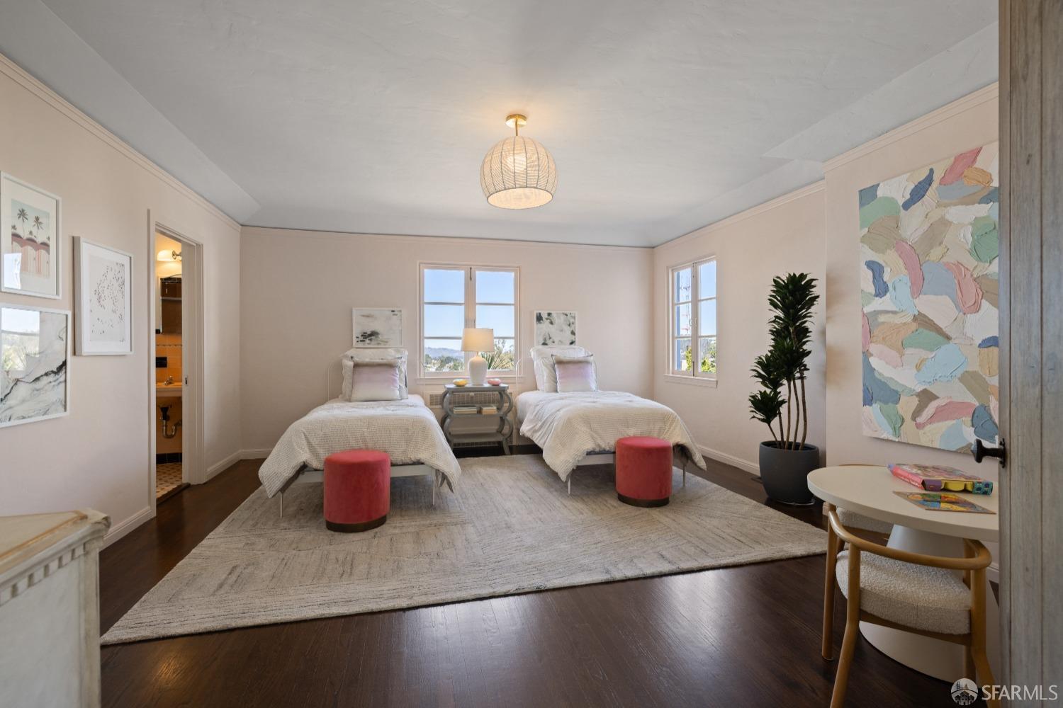 235 Lansdale Avenue, Sherwood Forest