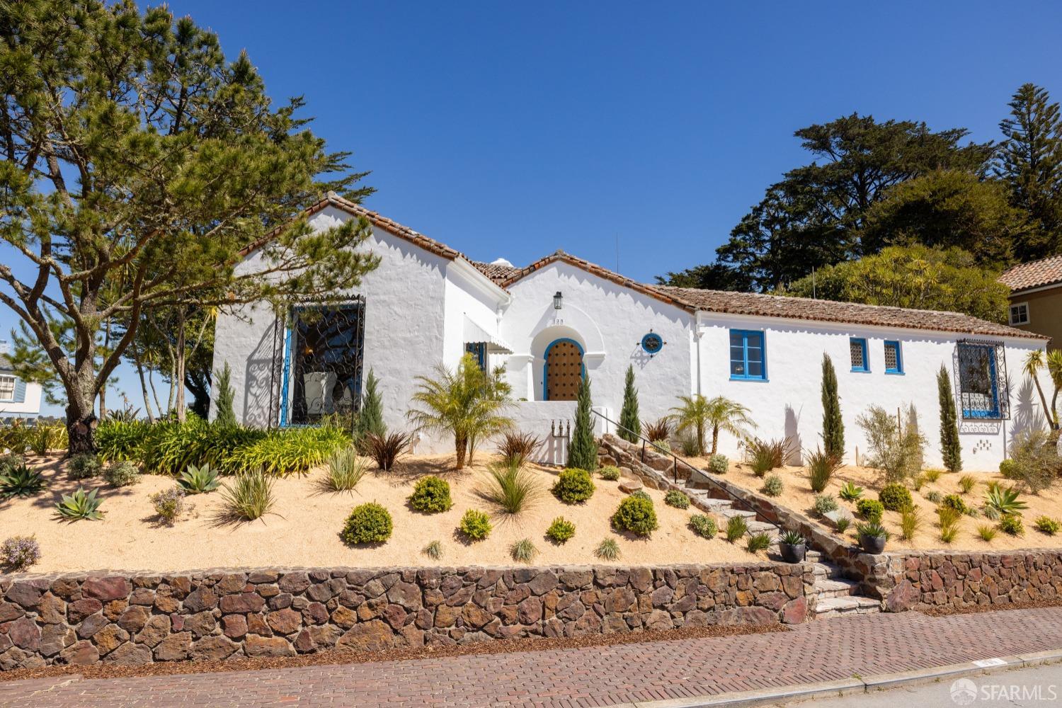 235 Lansdale Avenue, Sherwood Forest