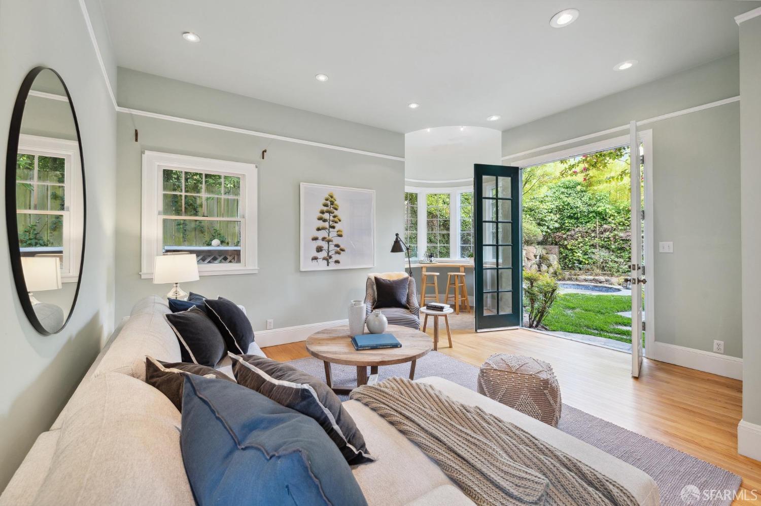 245 Santa Clara Avenue, St Francis Wood