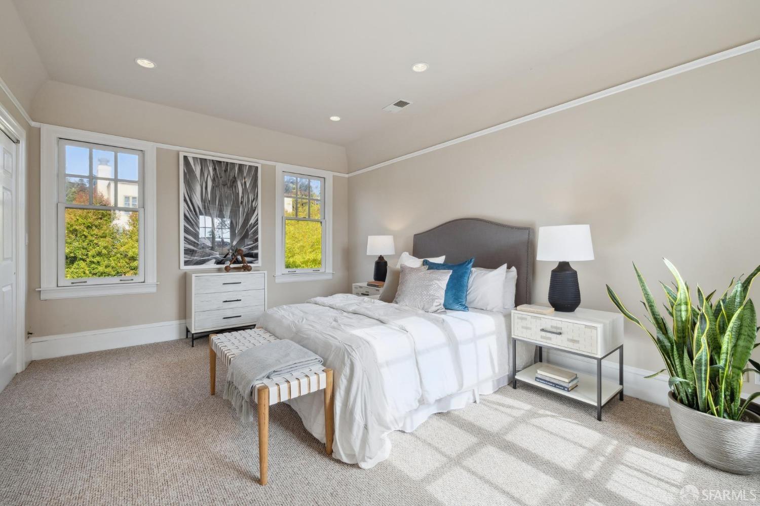 245 Santa Clara Avenue, St Francis Wood