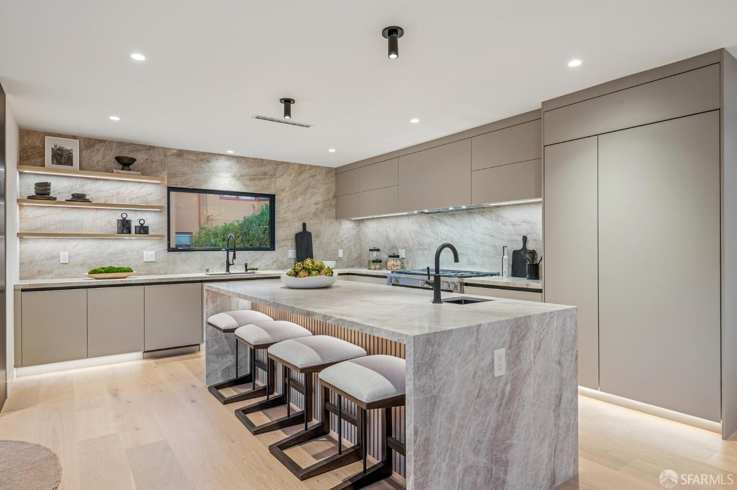 199 Brentwood Avenue