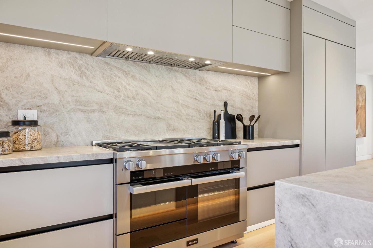 199 Brentwood Avenue