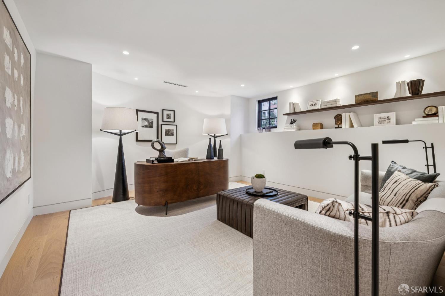 199 Brentwood Avenue